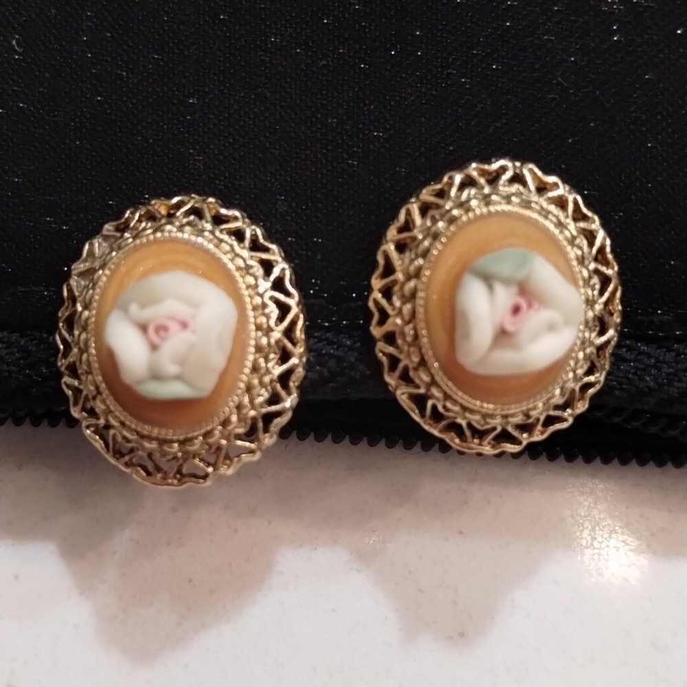 Gold plated porcelain bisque clip on earrings filigree